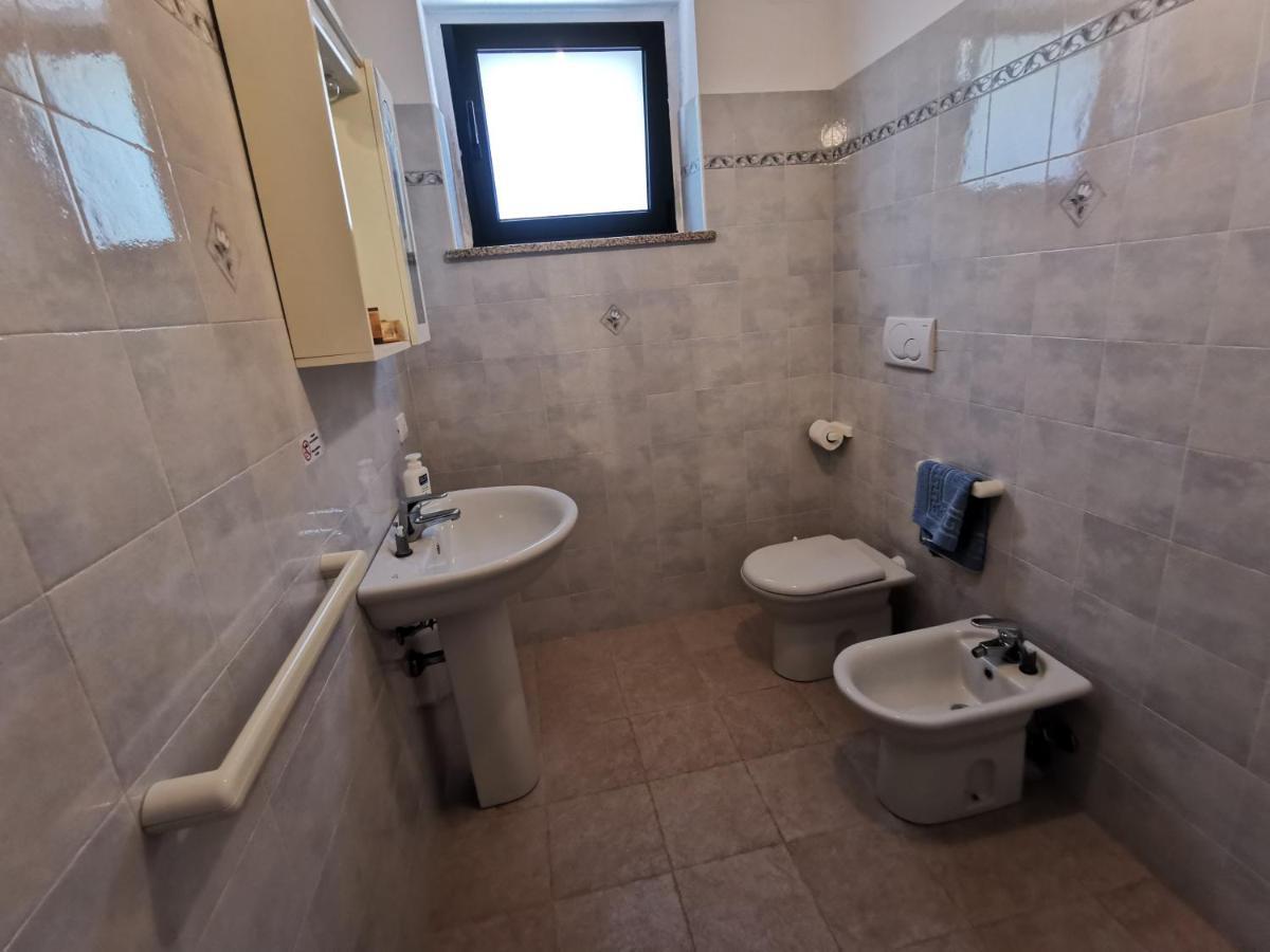 La Striscia Larga 3*